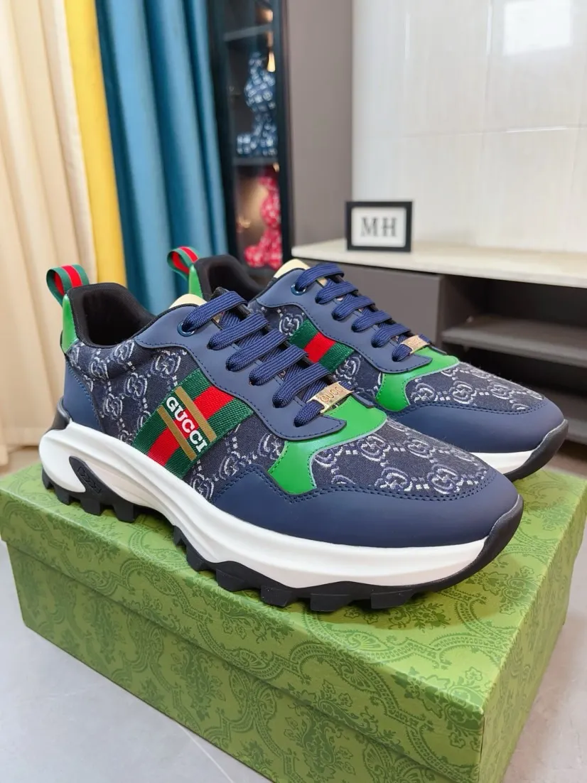 Men's shoes 💰458🌹🌹[GUCCI] Gucci's new lace-up casual men's shoes are on the market first, and the materials and workmanship are superior to all versions on the market. The highest quality shipped first-layer cowhide with imported original perforated materials➕Genuine leather lining, privately molded soft outsole, high foot comfort, imported special materials highlight the brand's unique charm, high-end customization 38-44